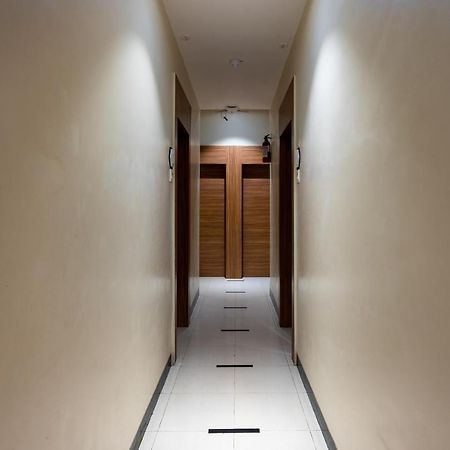 Hotel Balwas Mumbai Bagian luar foto
